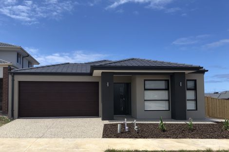 Property photo of 2 Scentbark Street Torquay VIC 3228