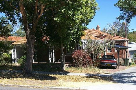 Property photo of 51 Clifton Crescent Mount Lawley WA 6050