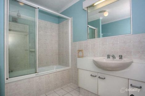 Property photo of 10/15 Jubilee Avenue Broadbeach QLD 4218
