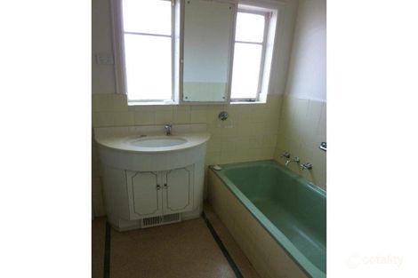 Property photo of 2 Dane Road Hampton East VIC 3188