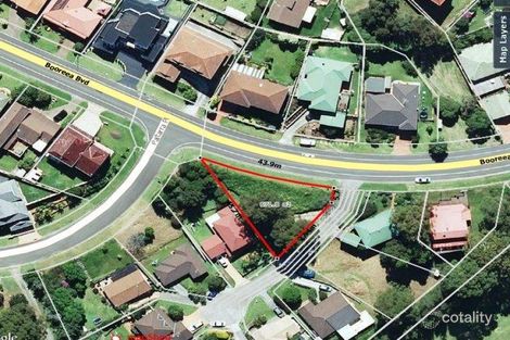 Property photo of 39 Booreea Boulevard Cordeaux Heights NSW 2526