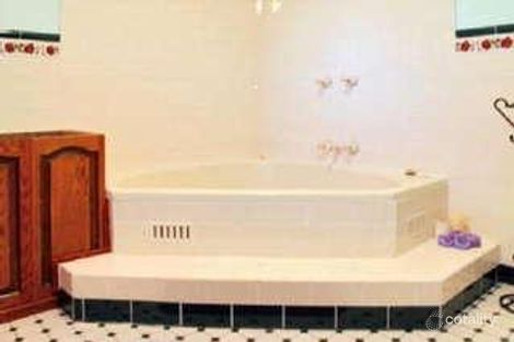 Property photo of 54 Fishery Point Road Mirrabooka NSW 2264