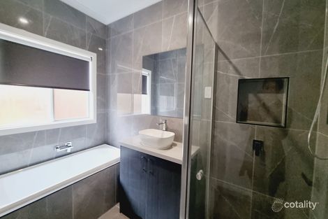 Property photo of 8 Griffith Road Deanside VIC 3336