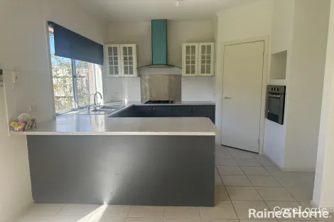 Property photo of 5 Elgin Mews Cranbourne VIC 3977