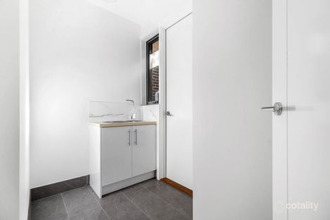 Property photo of 4/13 Nepean Highway Safety Beach VIC 3936