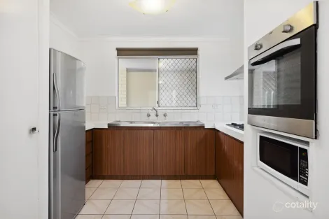 Property photo of 2/116 Winterfold Road Kardinya WA 6163