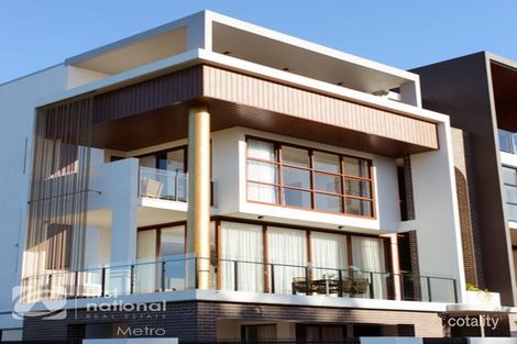 Property photo of 30/75 Jacaranda Place Indooroopilly QLD 4068