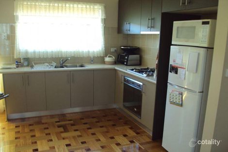 Property photo of 2/152 St Vigeons Road Reservoir VIC 3073