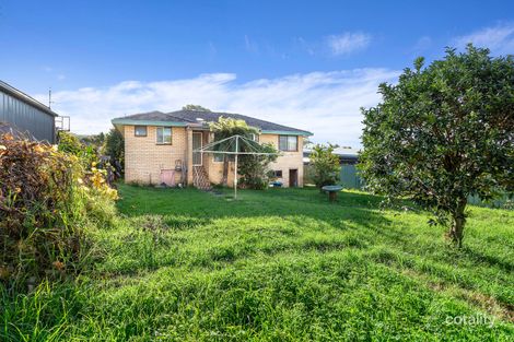 Property photo of 32 Attunga Avenue Kiama Heights NSW 2533