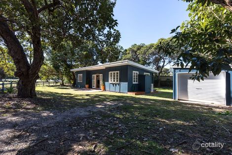Property photo of 3 Bigoon Road Point Lookout QLD 4183