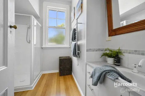 Property photo of 68 Dodgin Street Wynyard TAS 7325