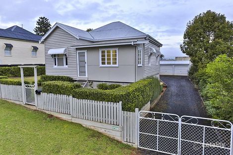 Property photo of 8 Kelfield Street North Toowoomba QLD 4350