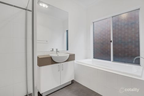Property photo of 11 Royal Terrace Craigieburn VIC 3064