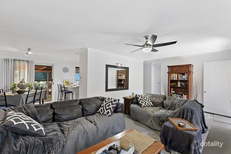 Property photo of 273 Boat Harbour Drive Scarness QLD 4655