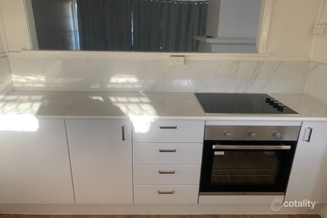 109 Esplanade, Point Vernon, QLD 4655