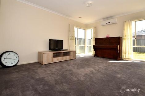 Property photo of 15 Strachan Rise Mernda VIC 3754