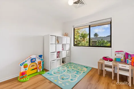 Property photo of 8 James Cook Drive Banora Point NSW 2486