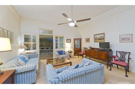 Property photo of 189 Swann Road Taringa QLD 4068