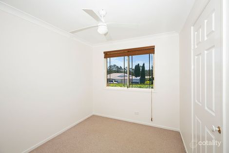 Property photo of 2 Cornus Circuit Cameron Park NSW 2285