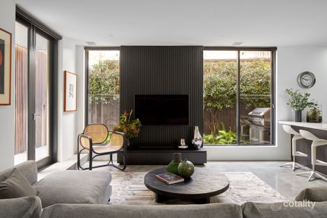 Property photo of 10 Kerferd Place Albert Park VIC 3206