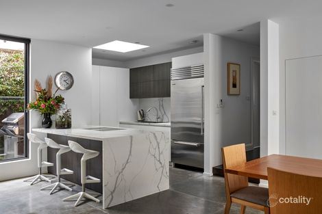 Property photo of 10 Kerferd Place Albert Park VIC 3206