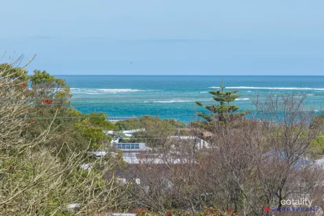 Property photo of 27 Bruce Street Inverloch VIC 3996