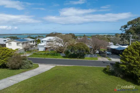 Property photo of 27 Bruce Street Inverloch VIC 3996
