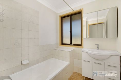 Property photo of 42 Sebastian Avenue Rosemeadow NSW 2560