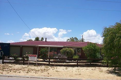 36 Hefron Way, Parmelia, WA 6167