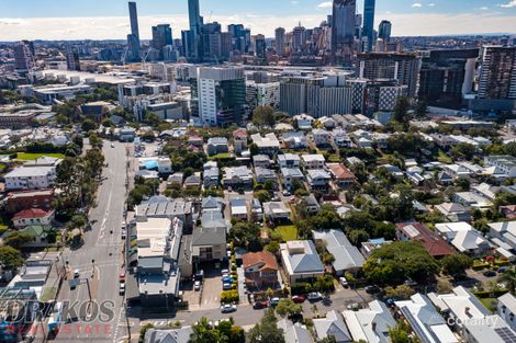 Property photo of 4 Prospect Terrace Highgate Hill QLD 4101