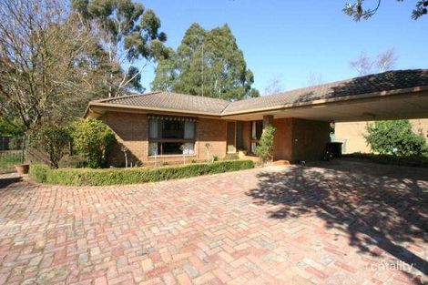 5 Sangria Ct, Mount Clear, VIC 3350