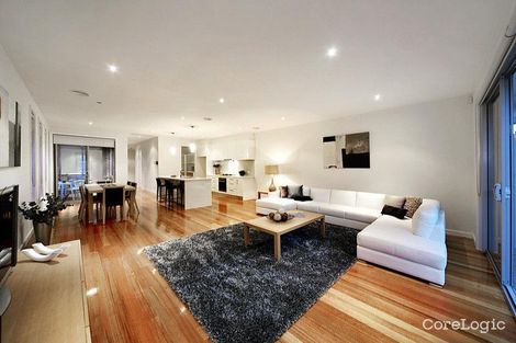 Property photo of 8A Roselyn Crescent Bentleigh East VIC 3165