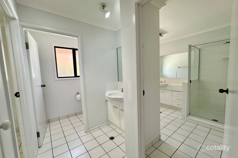 Property photo of 22 Sayre Crescent Boyne Island QLD 4680