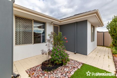Property photo of 26 Calneggia Drive Byford WA 6122