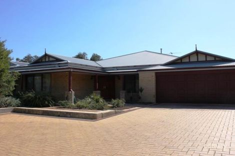 Property photo of 5 Glenlea Drive Helena Valley WA 6056