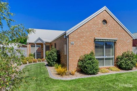 21 Meadowvale Dr, Grovedale, VIC 3216