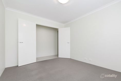Property photo of 8 Brigsley Way Ridgewood WA 6030