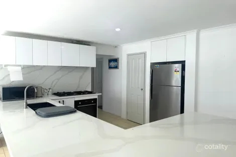 Property photo of 7 Towerhill Boulevard Lynbrook VIC 3975
