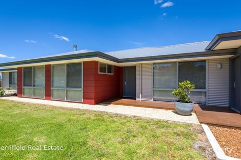 Property photo of 185 Deloraine Drive Warrenup WA 6330