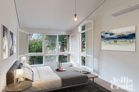 Property photo of 1/15 Strathalbyn Street Kew East VIC 3102