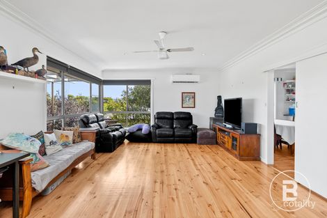 Property photo of 106 Howard Street Soldiers Hill VIC 3350