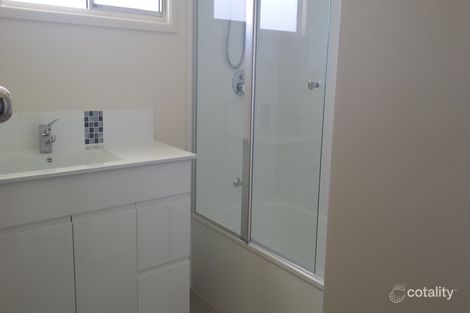 Property photo of 5 Cameron Court Kelso QLD 4815