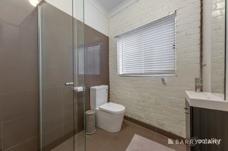 Property photo of 11 Chatswood Grove Chirnside Park VIC 3116
