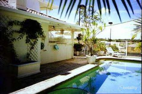 Property photo of 41 Woolner Place Mount Ommaney QLD 4074