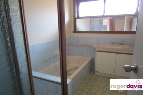 Property photo of 25 Alma Road Hampton Park VIC 3976