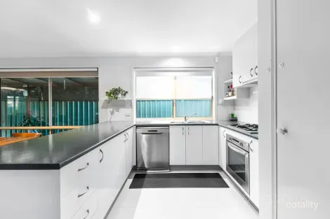 Property photo of 11 Studley Park Way Craigieburn VIC 3064