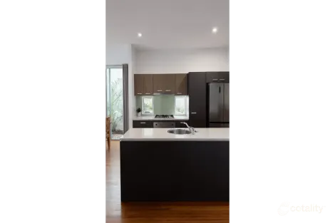 Property photo of 6/5 Sovereign Street Indooroopilly QLD 4068