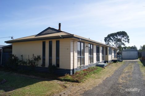 17 Weir Rd, Heyfield, VIC 3858