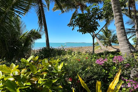 Property photo of 65 Colonial Drive Clairview QLD 4741