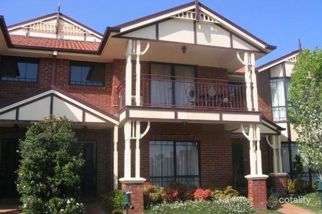 7 Illowra Walk, Blackburn South, VIC 3130